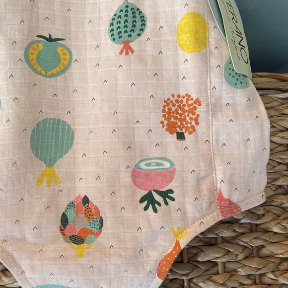 NWT Viverano Organic Cotton Jumper Onesie Romper 0-3 Months Baby Girl - Picture 2 of 3